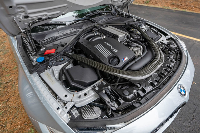 Used 2018 BMW M3 RWD image 16