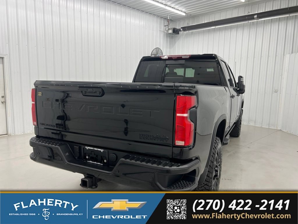 Used 2026 Chevrolet Silverado 2500 High Country w/ Midnight Edition AWD/4WD video 3