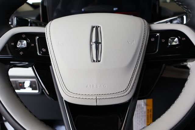 New 2026 Lincoln Aviator 2WD image 24