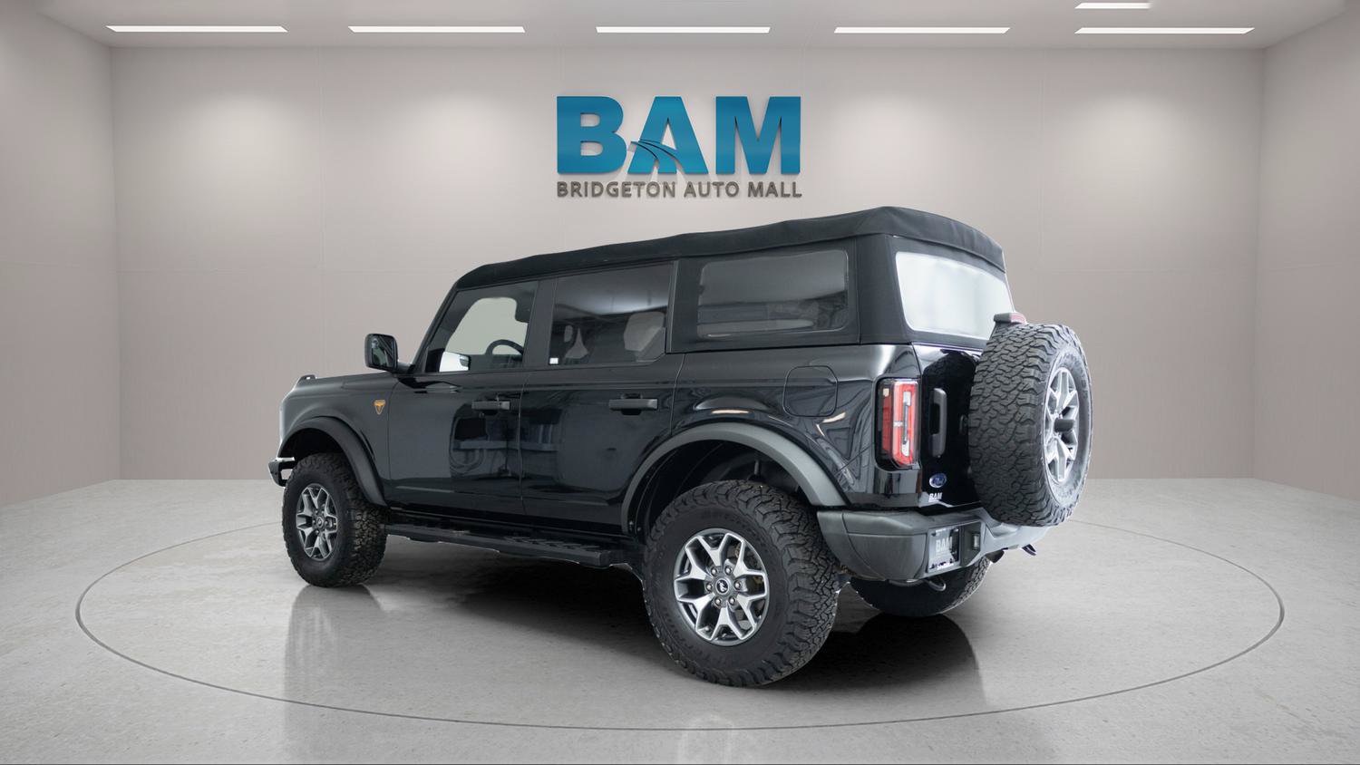 Used 2022 Ford Bronco Badlands AWD/4WD image 5