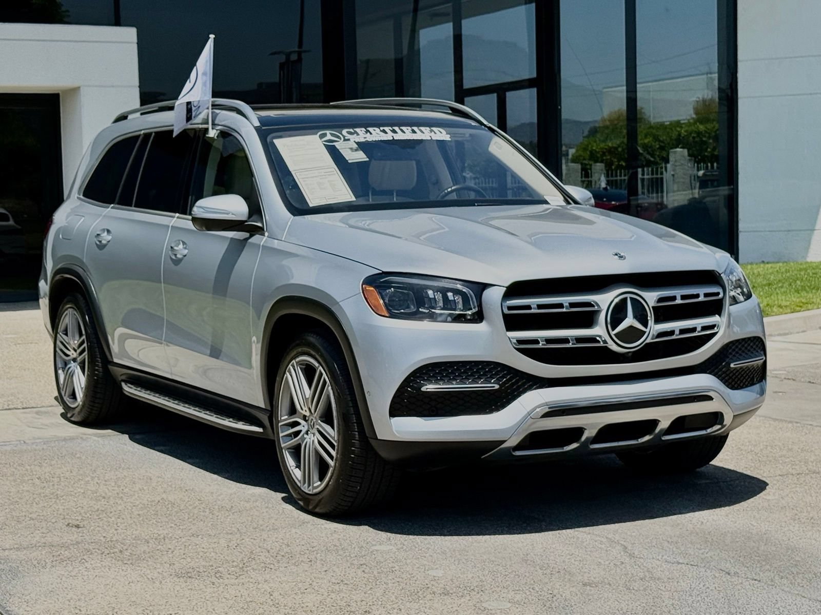 Used 2022 Mercedes-Benz GLS 450 4MATIC w/ Warmth & Comfort Package image 8