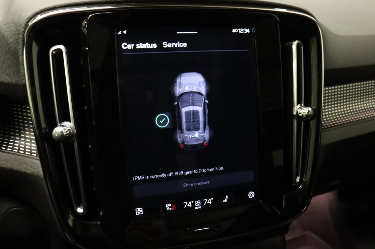 Used 2021 Volvo XC40 P8 Recharge AWD/4WD image 24