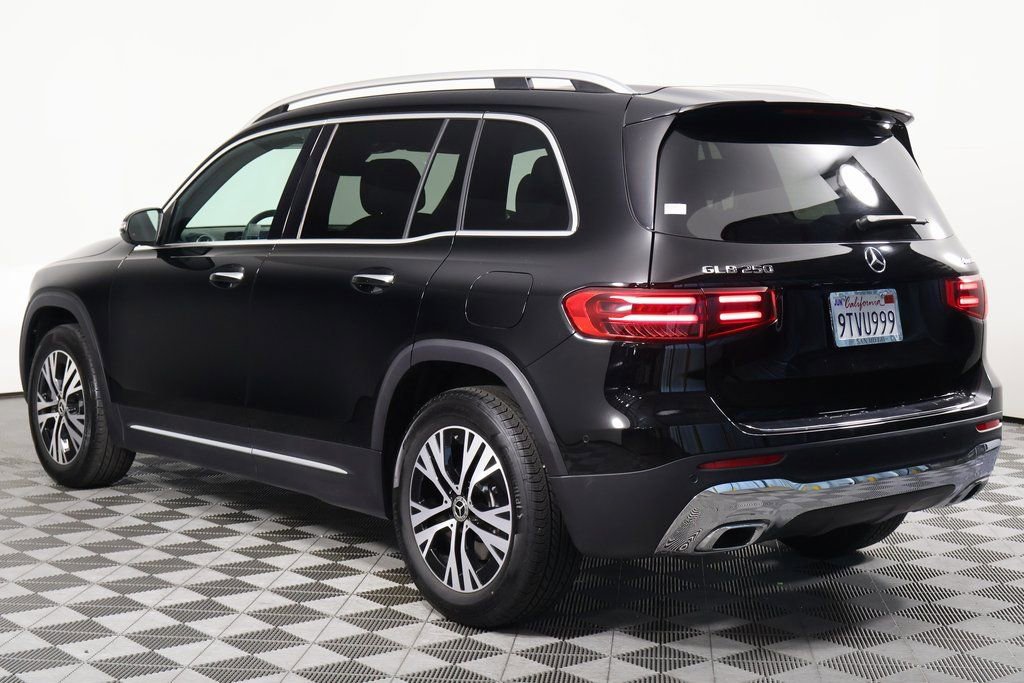 Certified 2025 Mercedes-Benz GLB 250 image 6