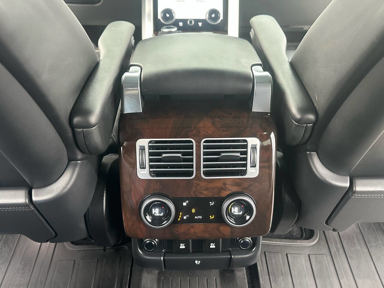 Used 2021 Land Rover Range Rover P525 Westminster Edition image 20