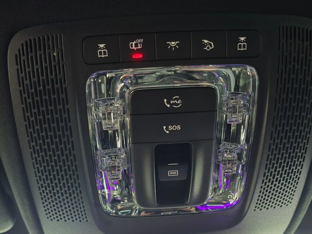 Used 2022 Mercedes-Benz CLA 250 4MATIC image 43