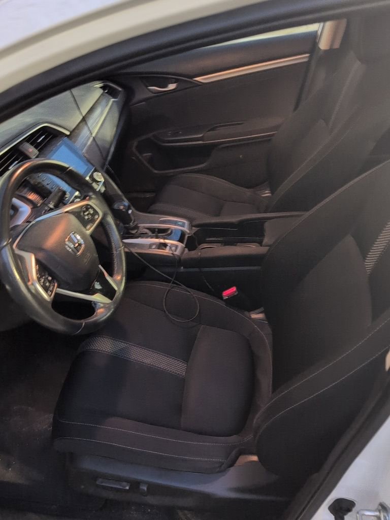 Used 2020 Honda Civic EX image 8