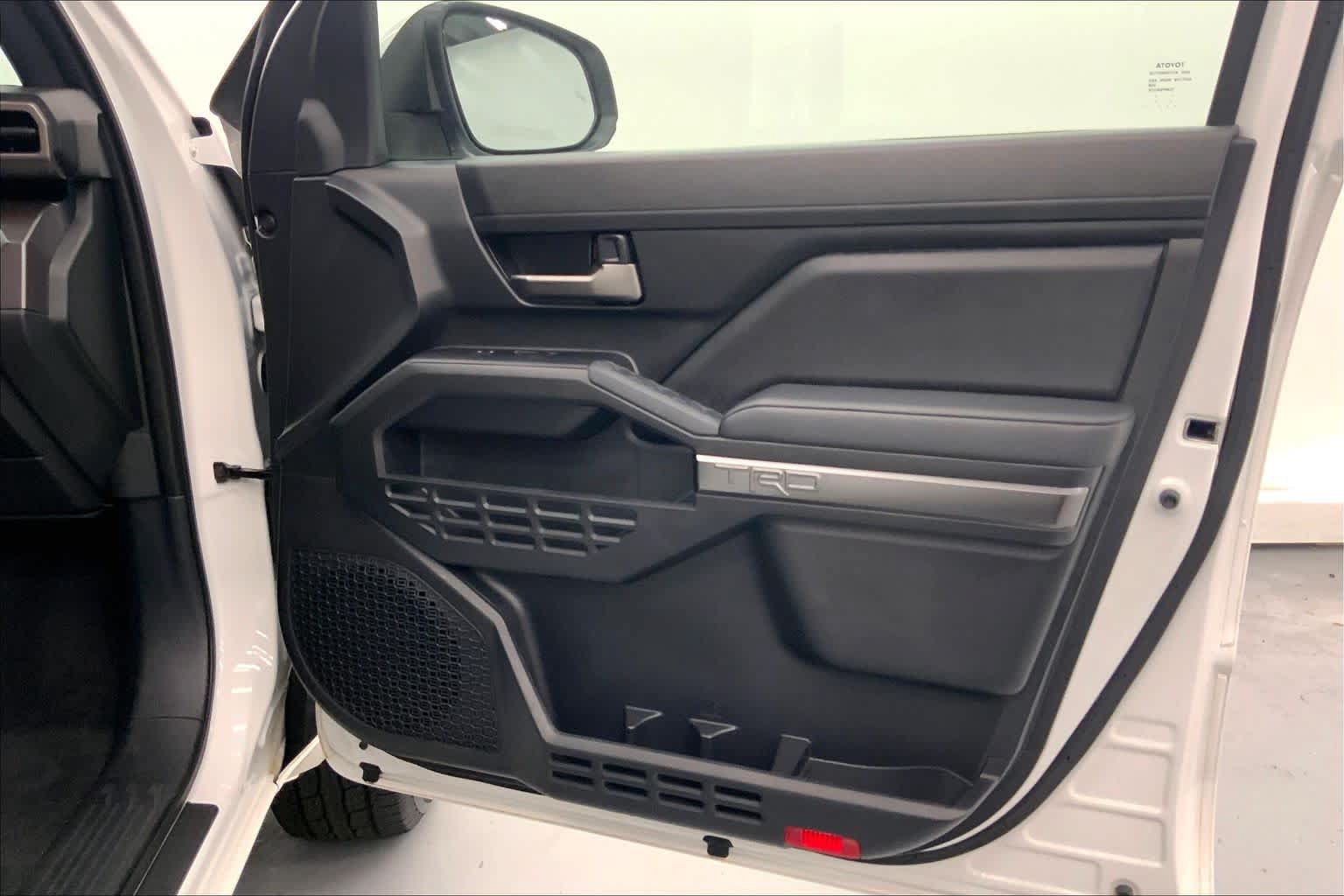 Used 2025 Toyota Tacoma TRD Sport RWD image 9