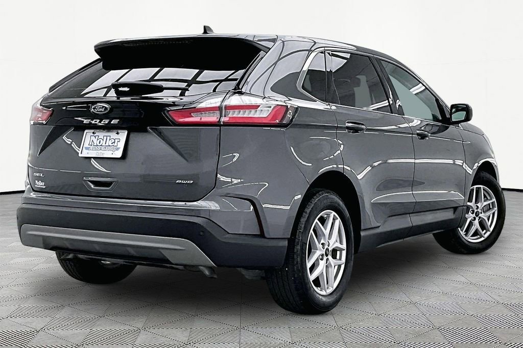 Certified 2023 Ford Edge SEL w/ Convenience Package AWD/4WD image 2