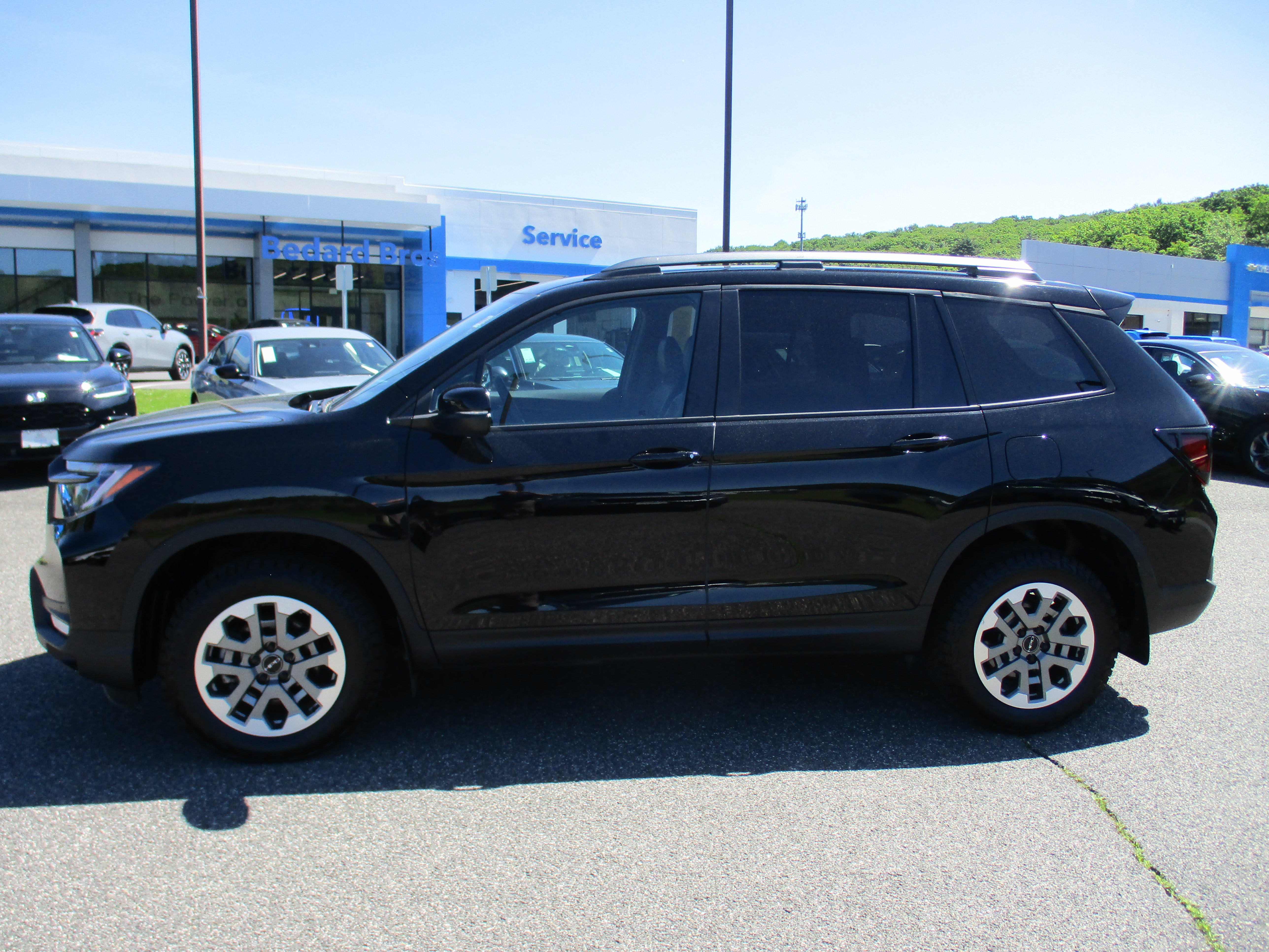Certified 2025 Honda Passport TrailSport image 8