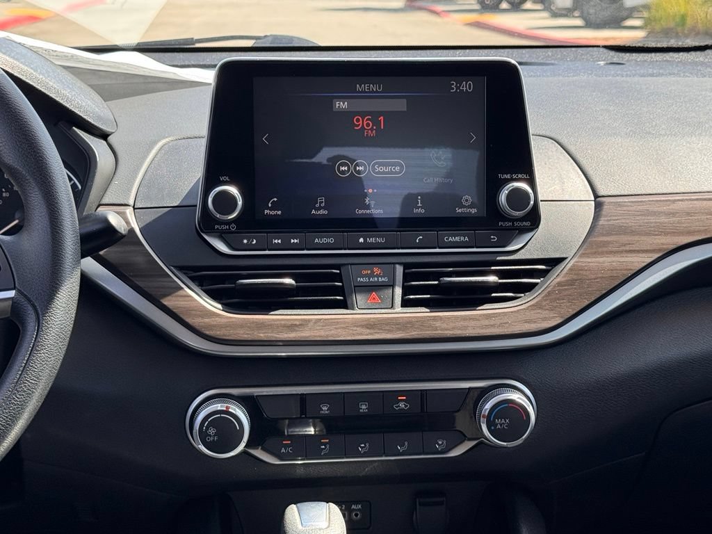 Certified 2024 Nissan Altima 2.5 SV FWD image 19