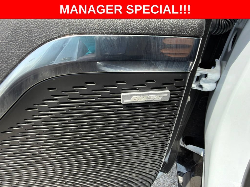 Used 2026 Chevrolet Traverse High Country AWD/4WD image 19