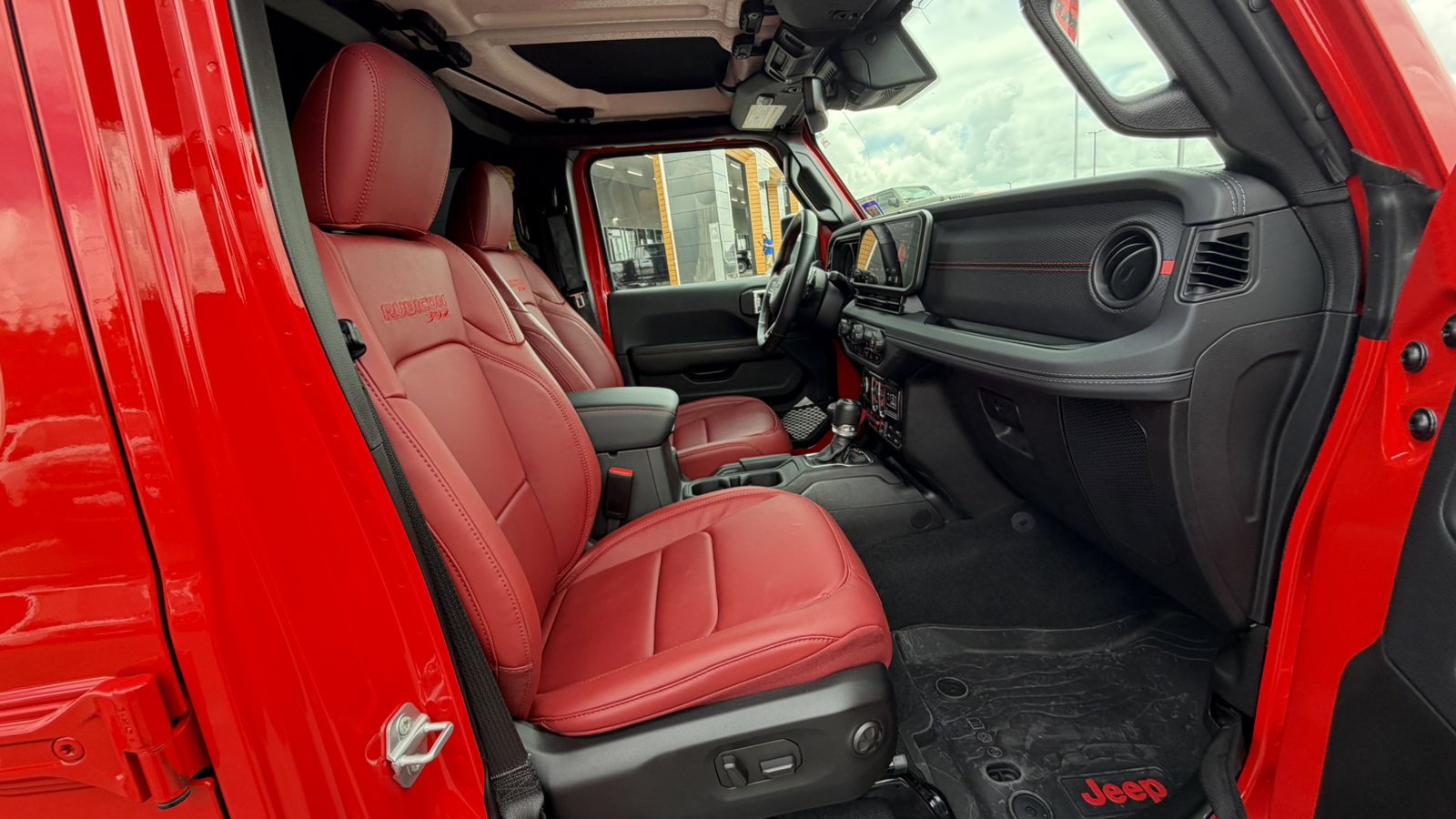 Used 2024 Jeep Wrangler Unlimited Rubicon 392 AWD/4WD image 27