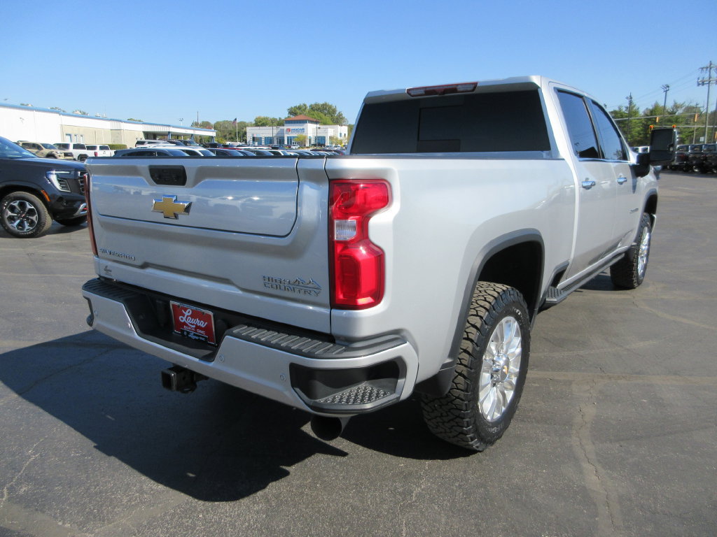 Certified 2022 Chevrolet Silverado 2500 High Country w/ Safety Package II AWD/4WD image 6