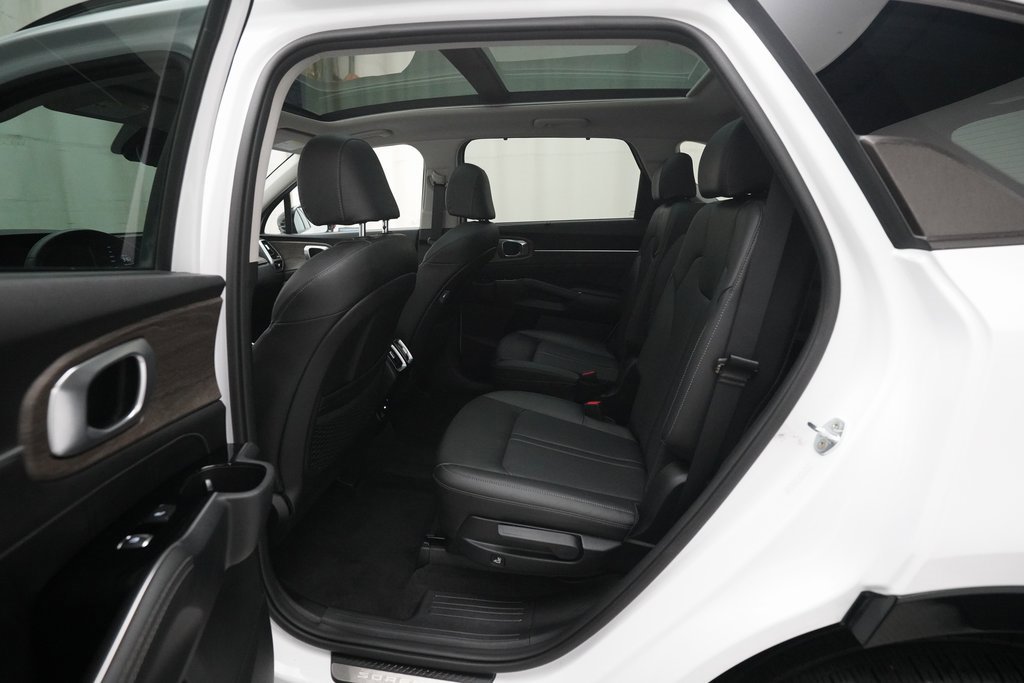 Used 2022 Kia Sorento X-Line EX image 16