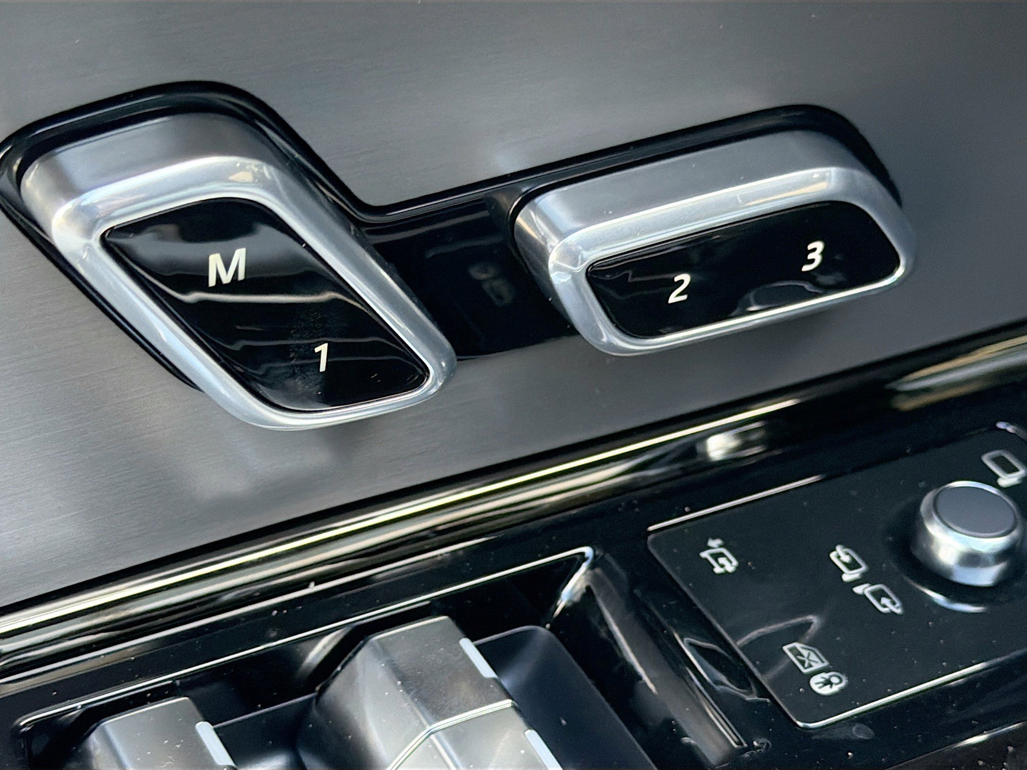 New 2026 Land Rover Range Rover Sport SE image 26