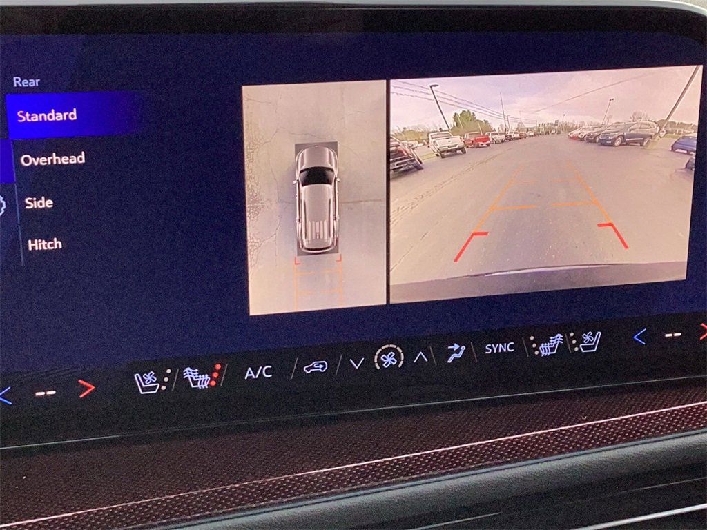 New 2026 Chevrolet Traverse RS image 28