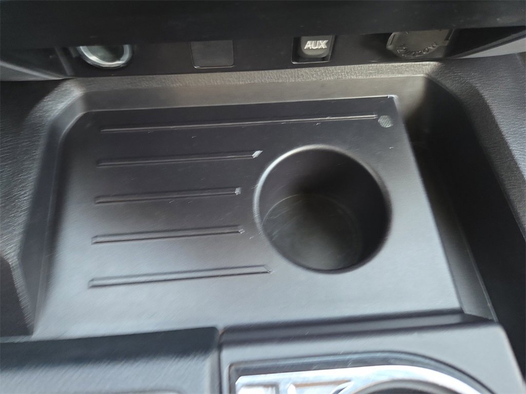 Used 2014 Toyota Tundra SR5 image 16