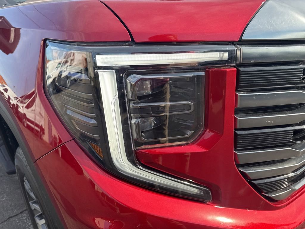 Used 2023 GMC Sierra 1500 AT4 w/ AT4 Premium Package AWD/4WD image 41