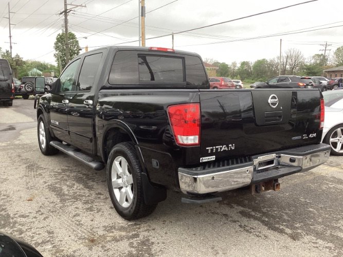 Used 2012 Nissan Titan SL w/ SL Technology Pkg image 4