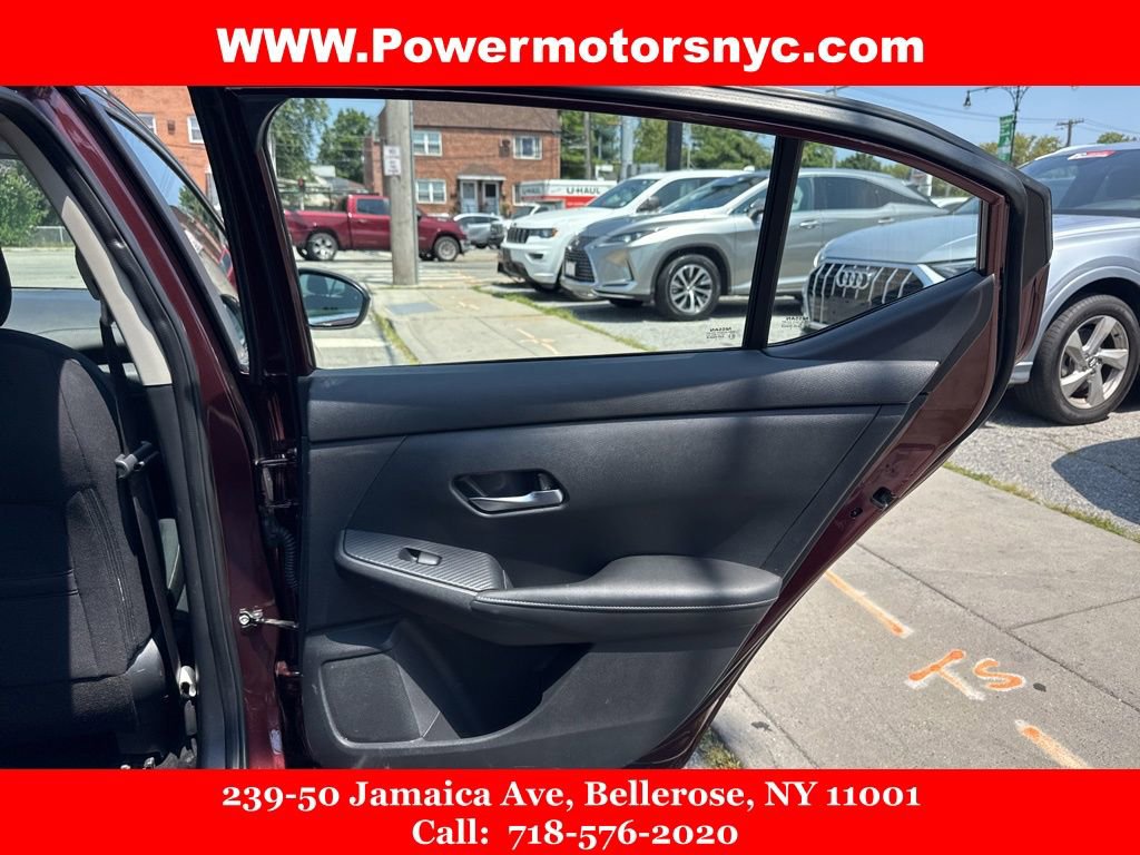 Used 2022 Nissan Sentra SV FWD image 16