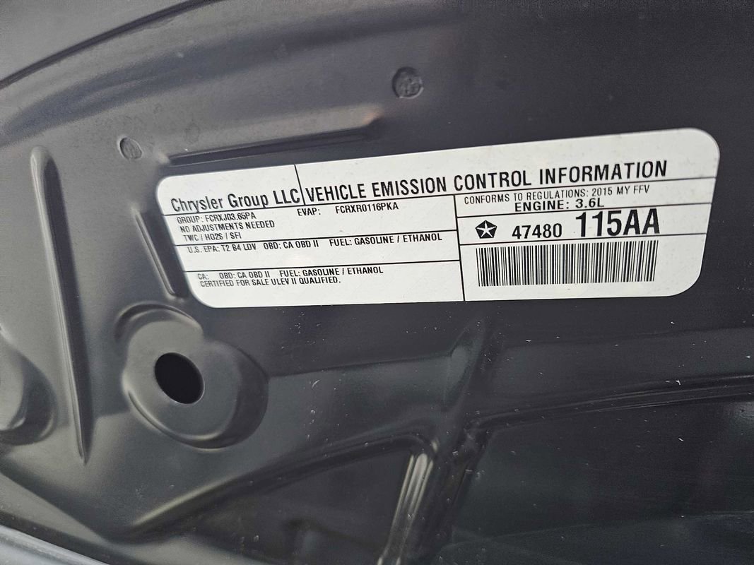 Used 2015 Chrysler 200 S w/ Comfort Group image 26