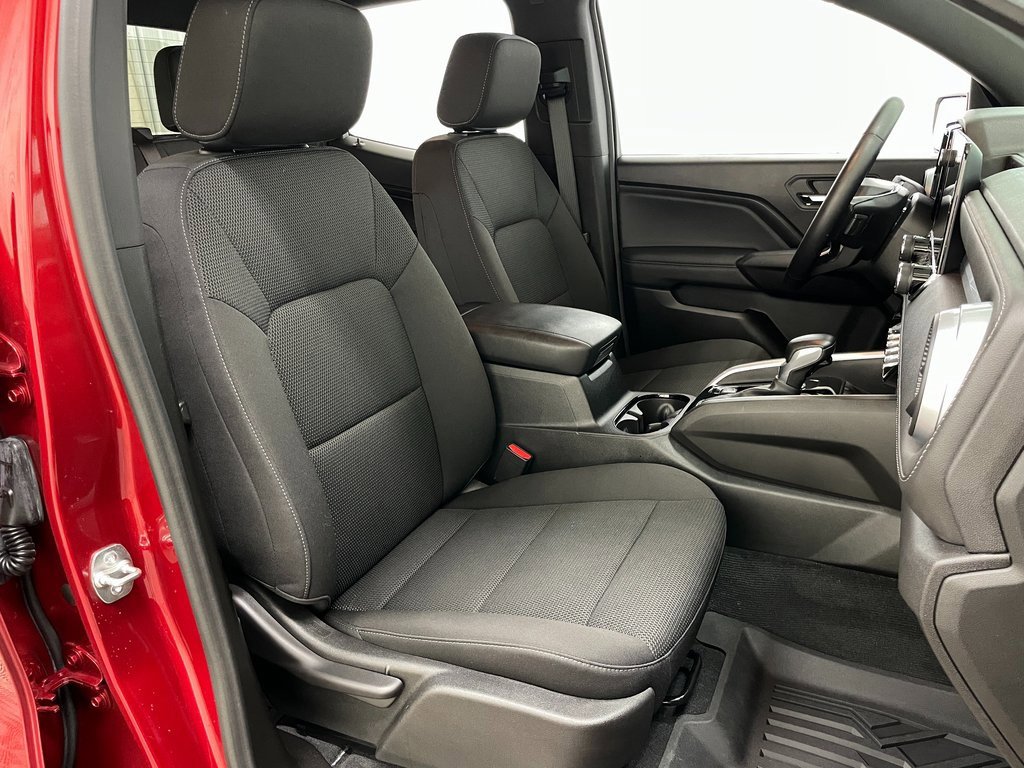 Certified 2024 Chevrolet Colorado LT w/ LT Convenience Package II image 39