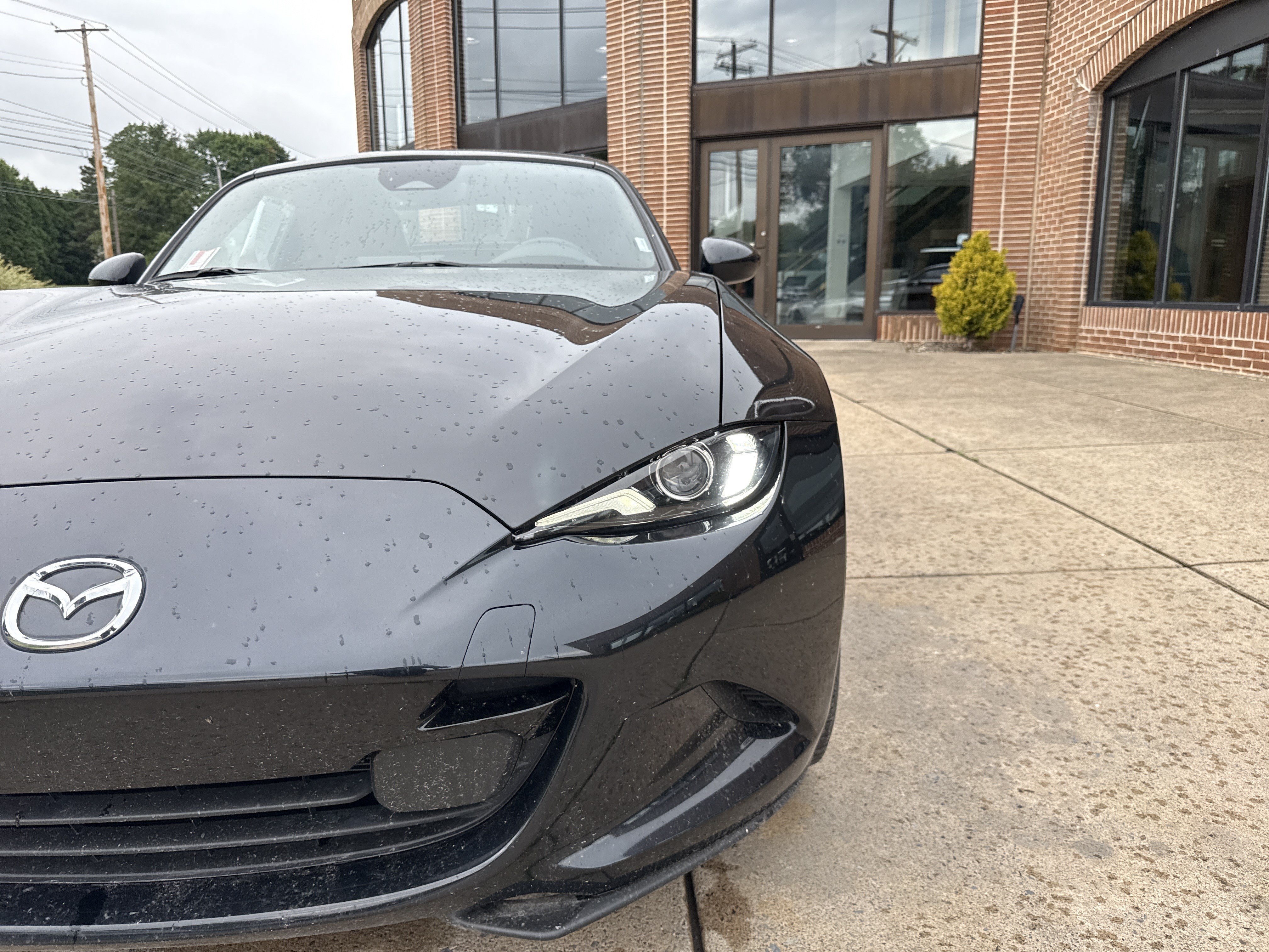 Used 2025 MAZDA MX-5 Miata RF Grand Touring RWD image 10