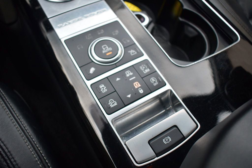 Used 2017 Land Rover Range Rover Long Wheelbase Autobiography image 28