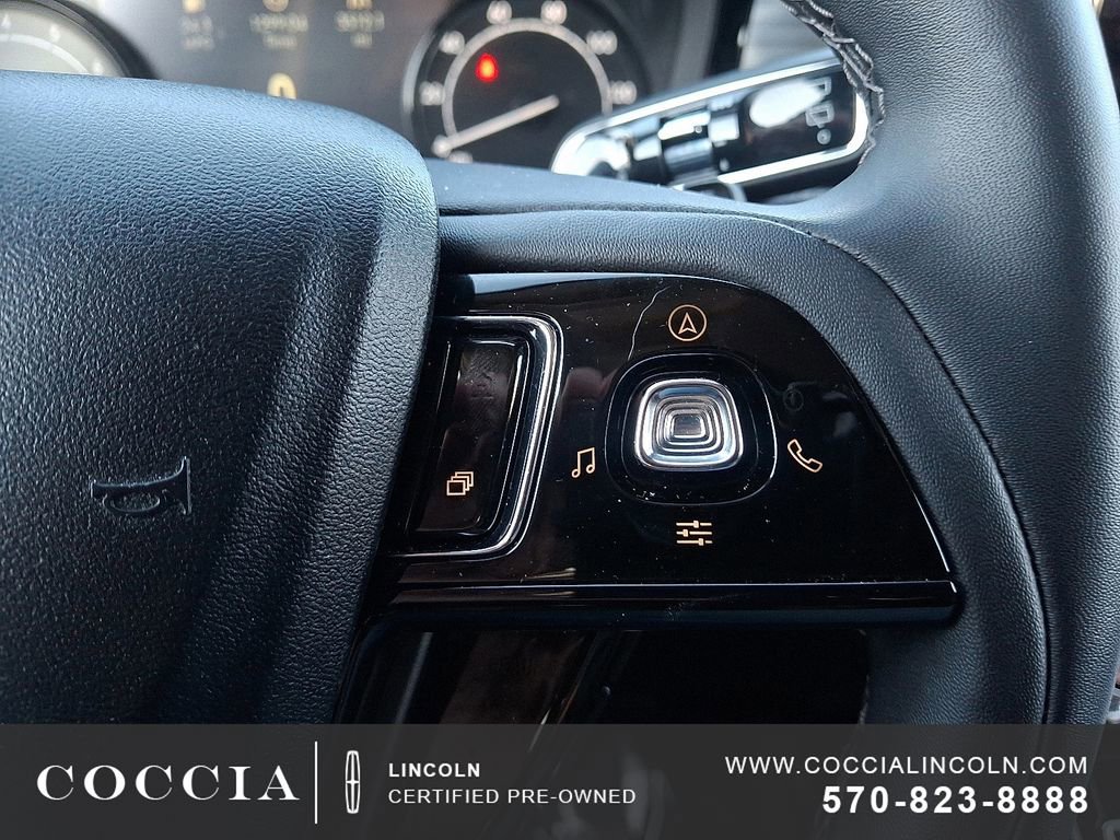 Certified 2022 Lincoln Corsair AWD w/ Equipment Group 101A image 22
