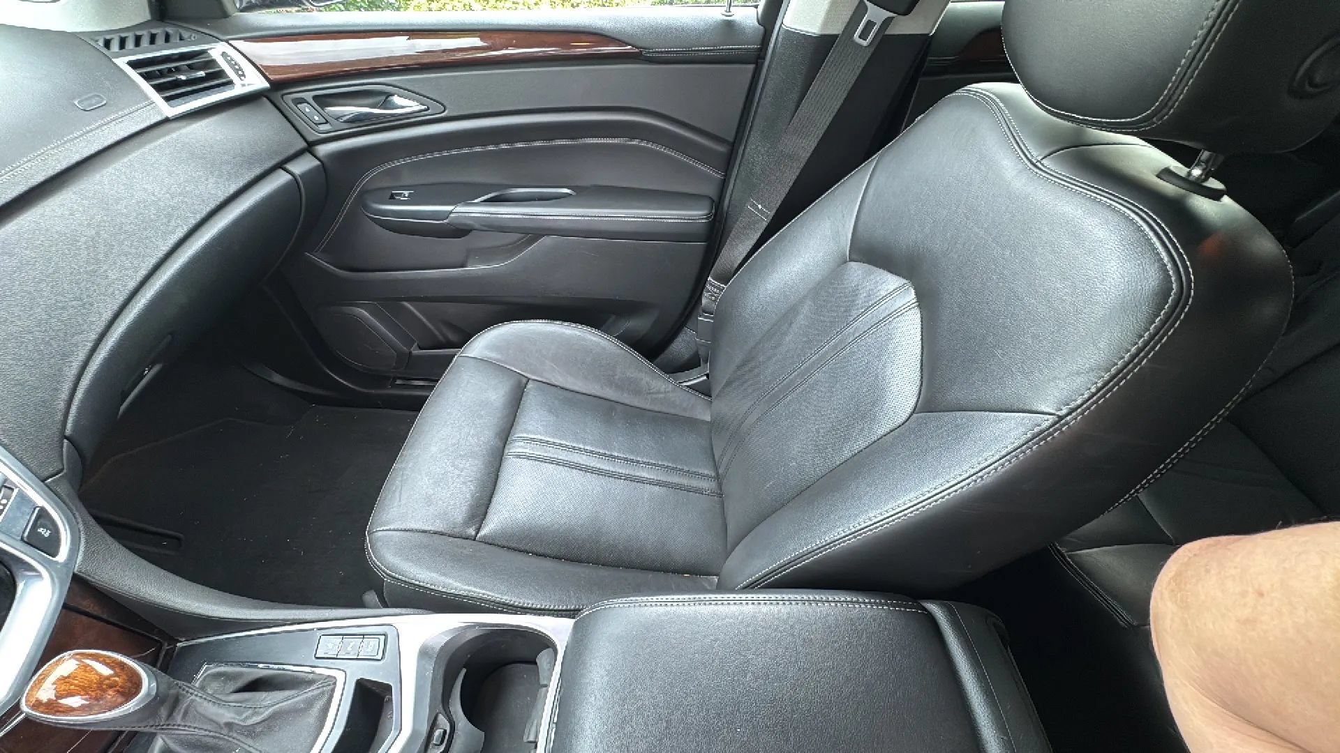 Used 2014 Cadillac SRX Performance w/ Driver Awareness Package FWD image 11
