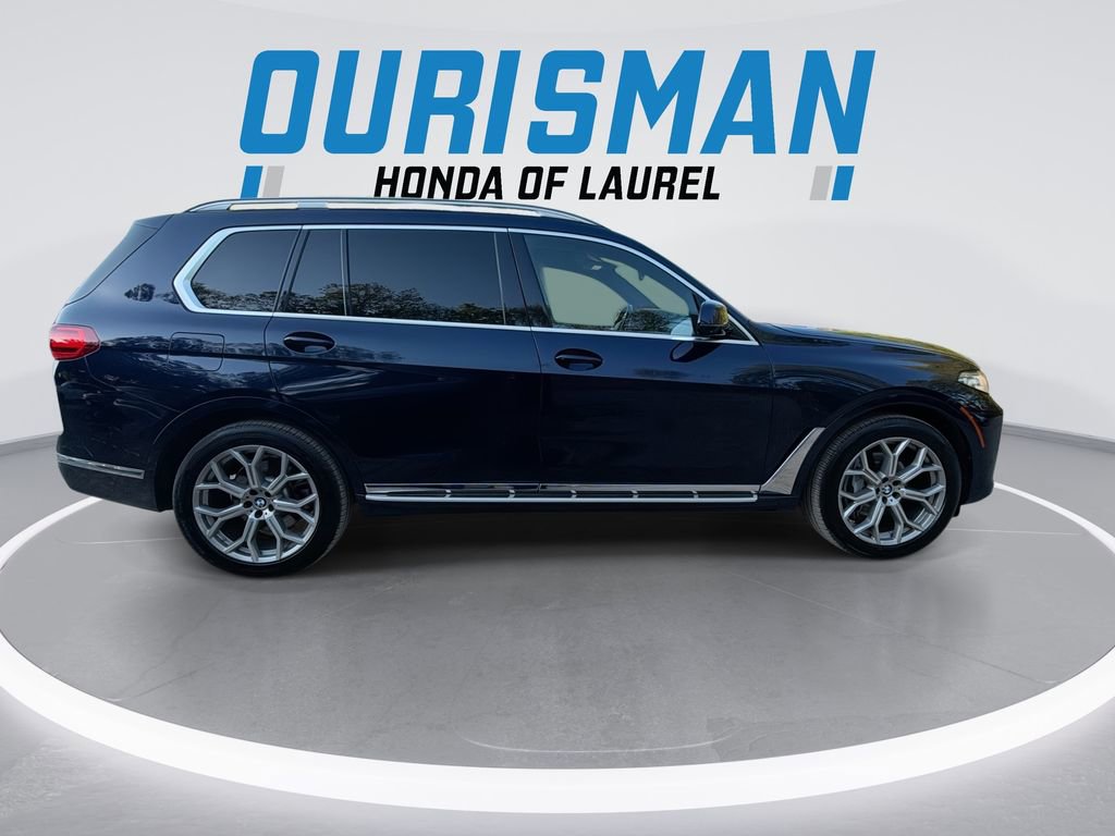 Used 2022 BMW X7 xDrive40i w/ Executive Package AWD/4WD image 9