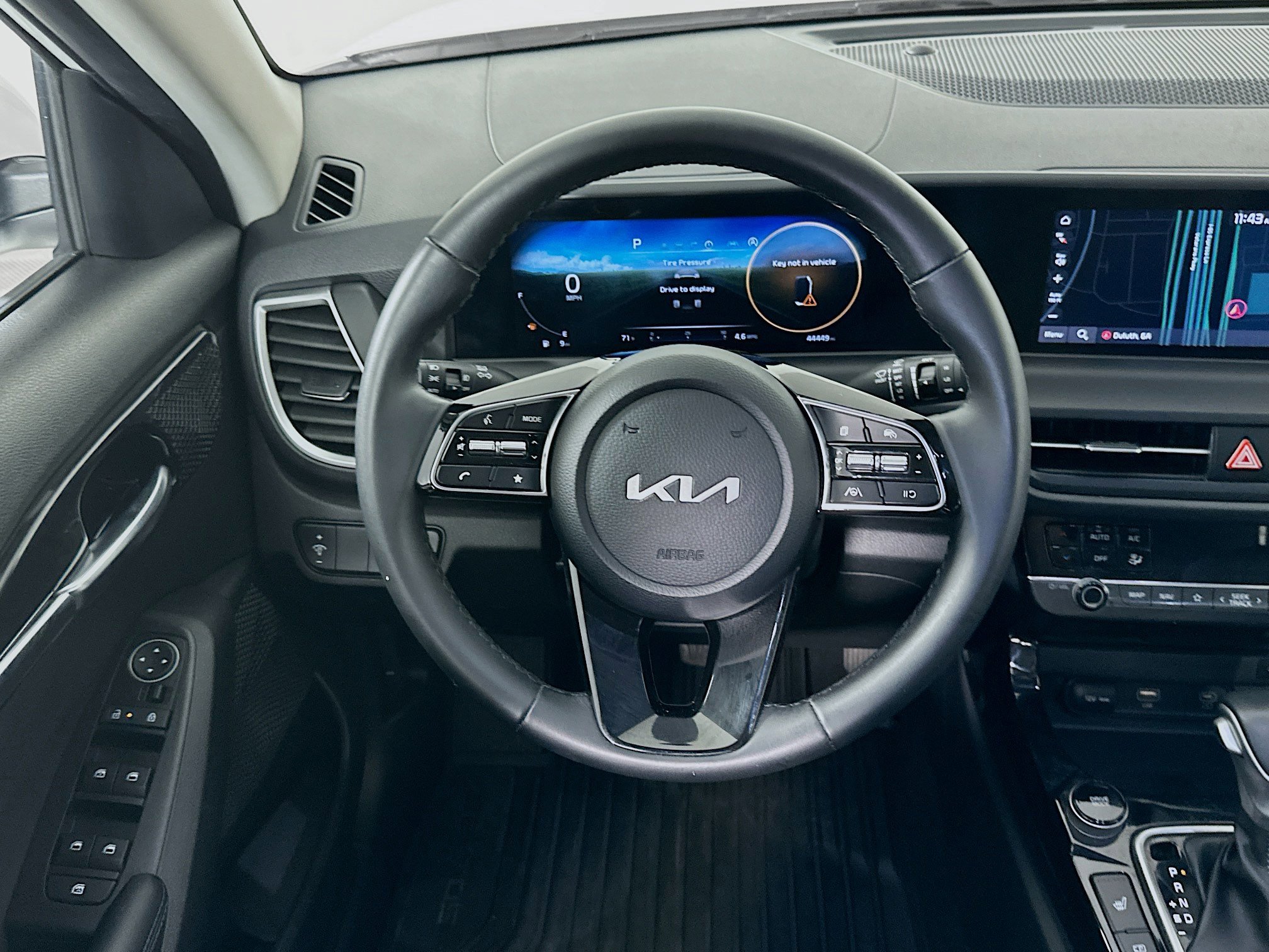 Used 2024 Kia Seltos EX FWD image 18