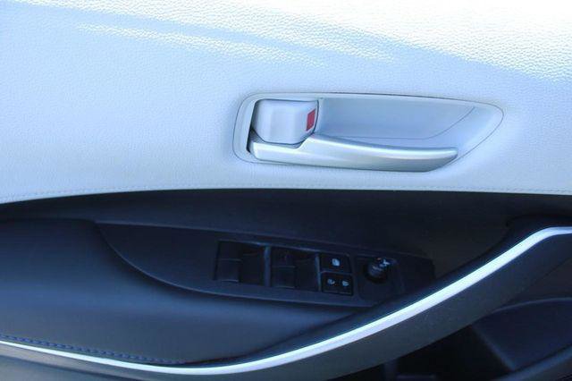 Certified 2020 Toyota Corolla SE w/ SE Premium Package FWD image 15