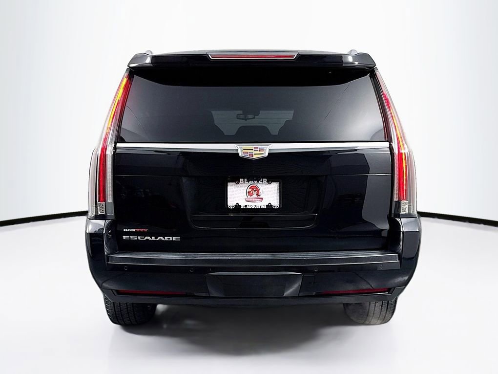 Used 2018 Cadillac Escalade Premium Luxury image 8
