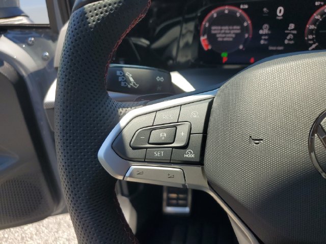New 2026 Volkswagen GTI SE FWD image 26
