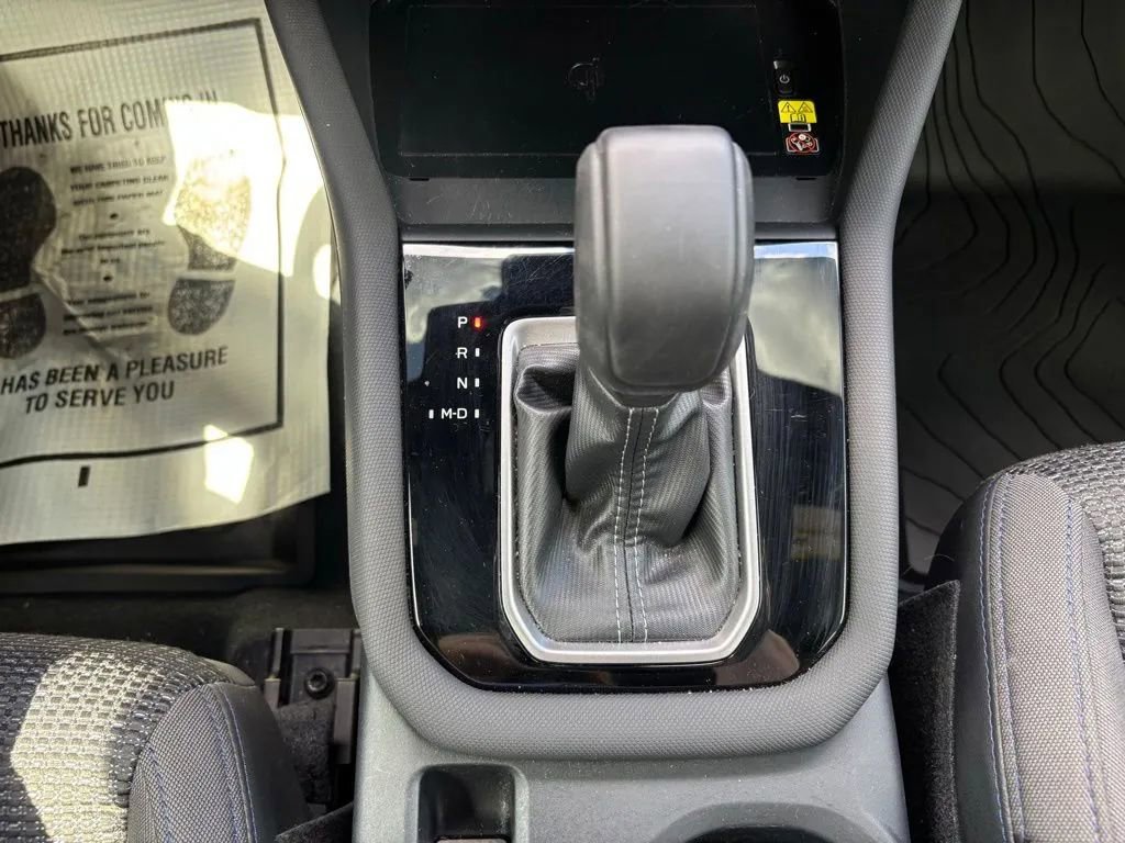 Used 2025 Subaru Forester Premium AWD/4WD image 18