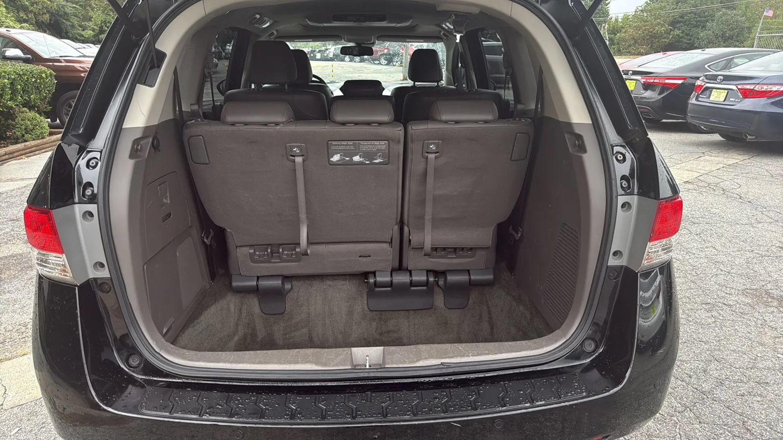 Used 2014 Honda Odyssey Touring Elite image 20