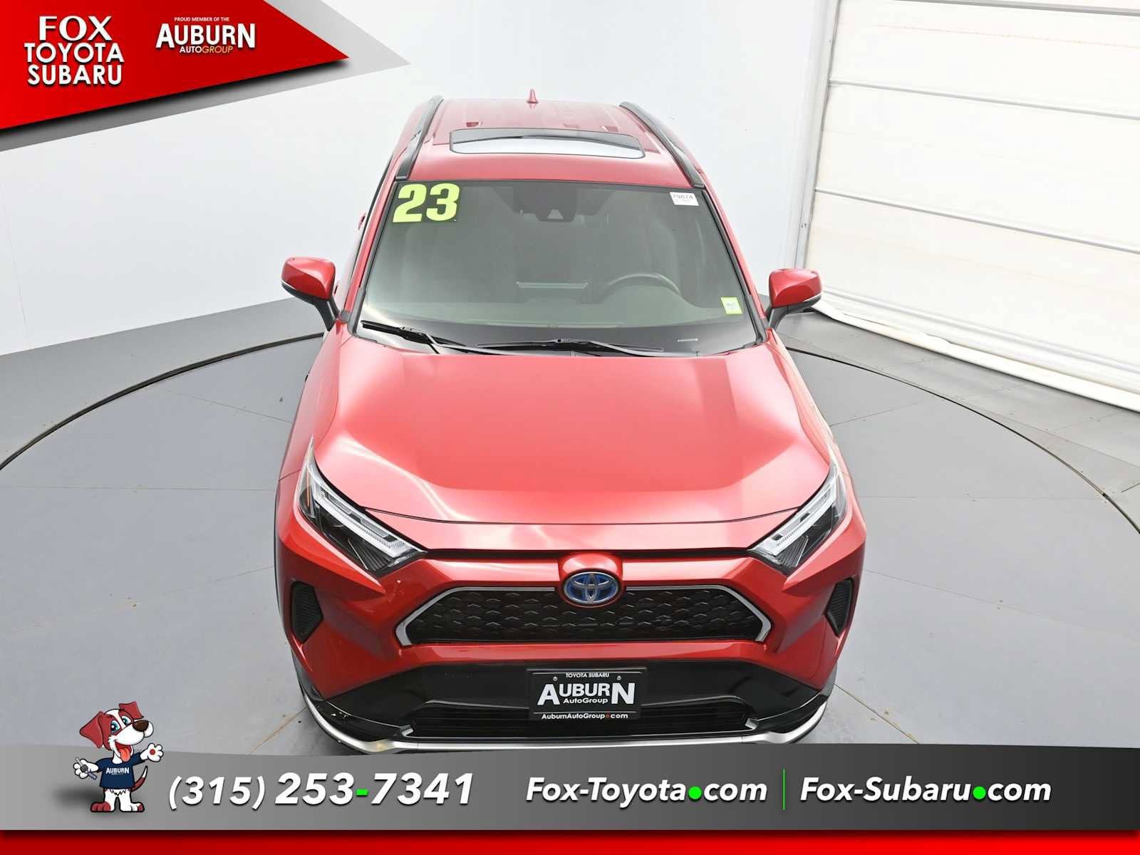 Used 2023 Toyota RAV4 SE w/ Weather & Moonroof Package AWD/4WD image 31