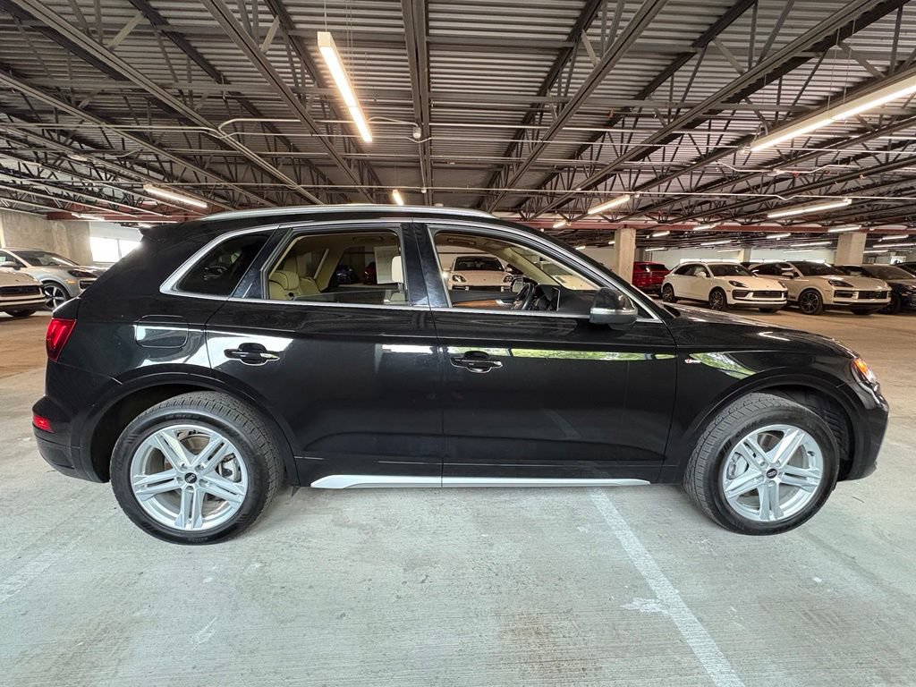 Used 2023 Audi Q5 e Premium Plus w/ Premium Plus Package AWD/4WD image 9