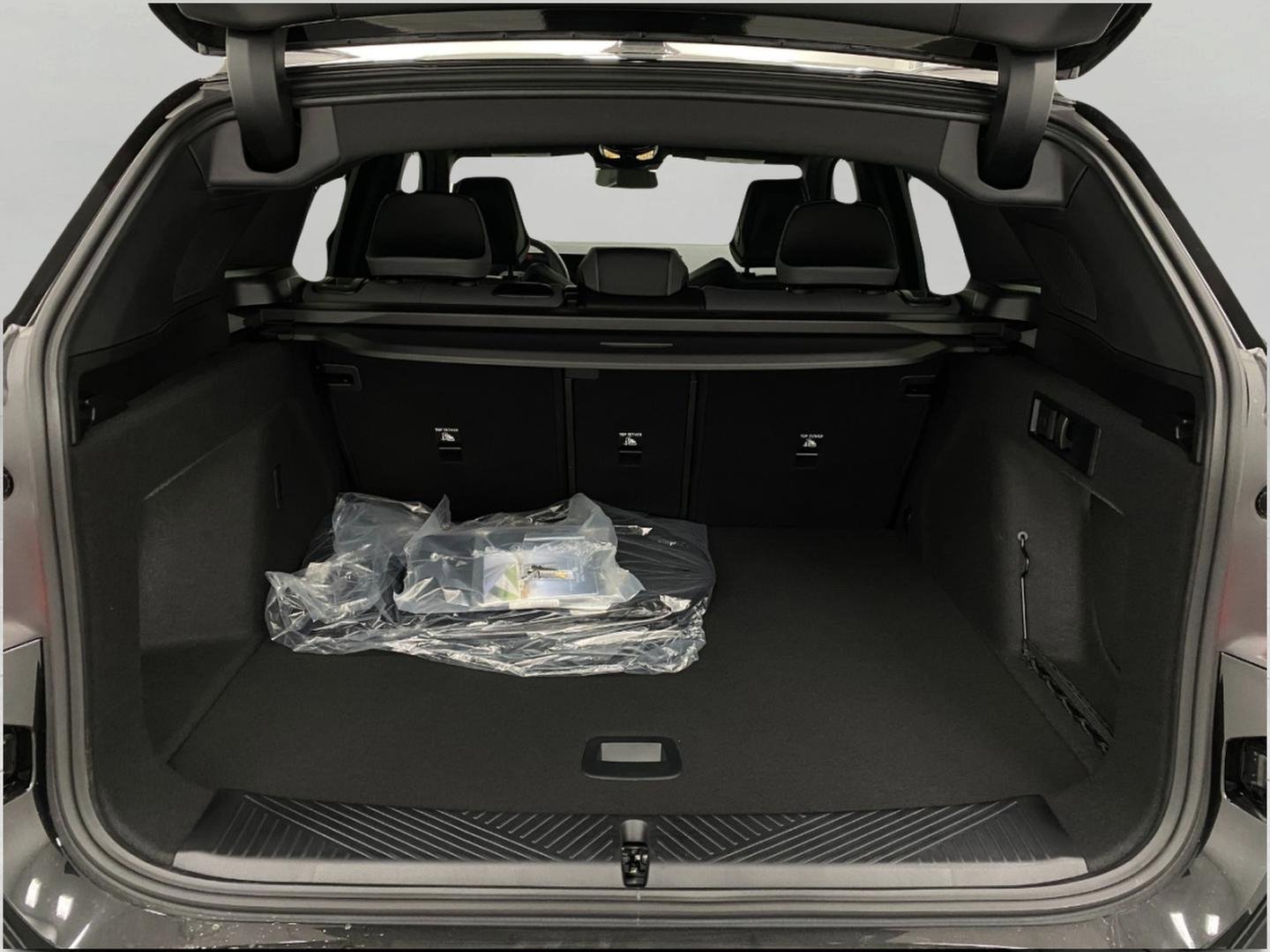 New 2026 BMW X3 M50 w/ Premium Package image 6