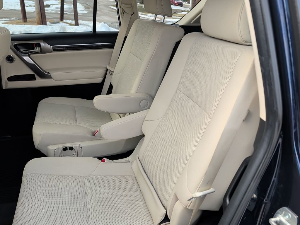 Used 2022 Lexus GX 460 Premium image 14