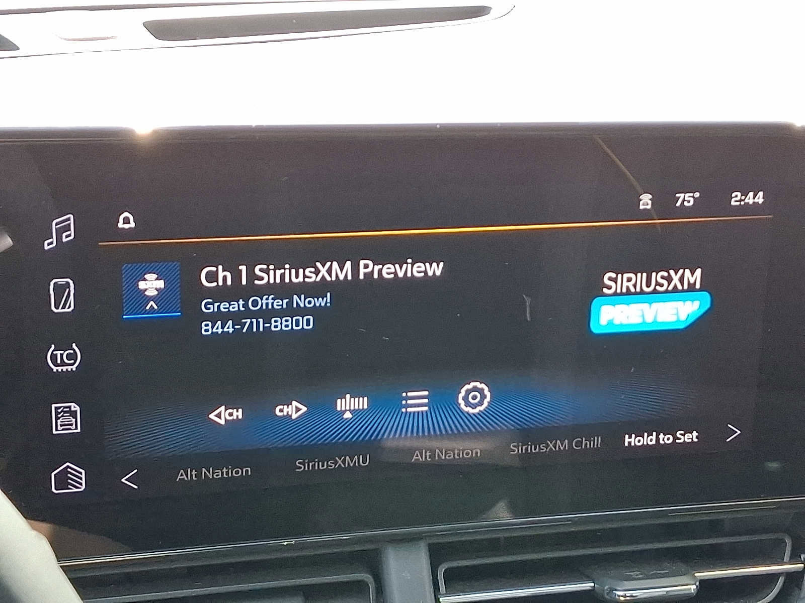 Used 2025 Chevrolet Trax ACTIV FWD image 18