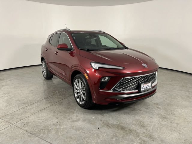 Certified 2024 Buick Encore GX Avenir AWD/4WD image 2