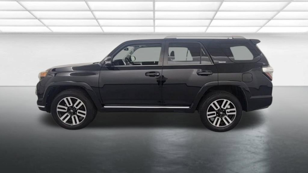 Used 2014 Toyota 4Runner Limited image 5