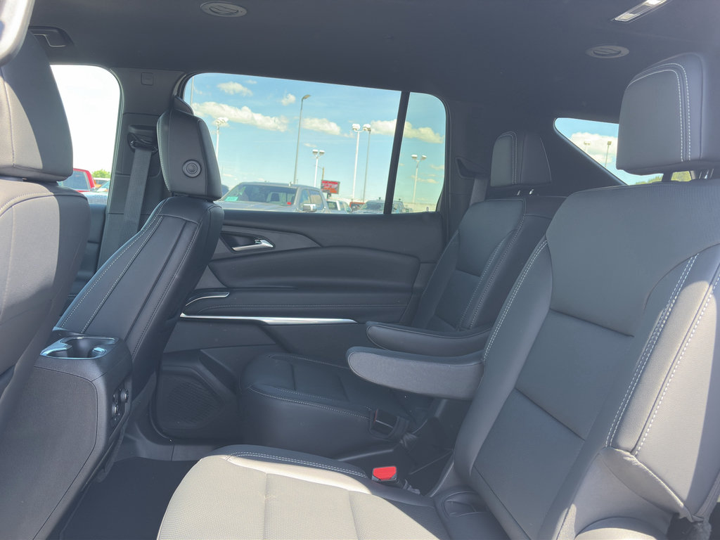 New 2026 Chevrolet Traverse LT w/ Midnight/Sport Edition AWD/4WD image 26