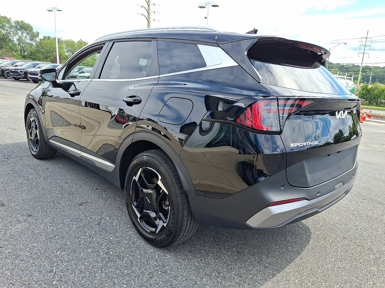 Used 2026 Kia Sportage EX AWD/4WD image 5