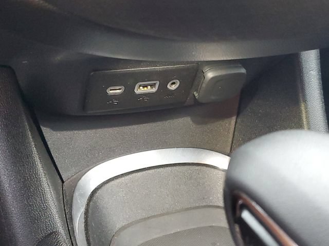 Certified 2021 Chevrolet Malibu LT FWD image 26