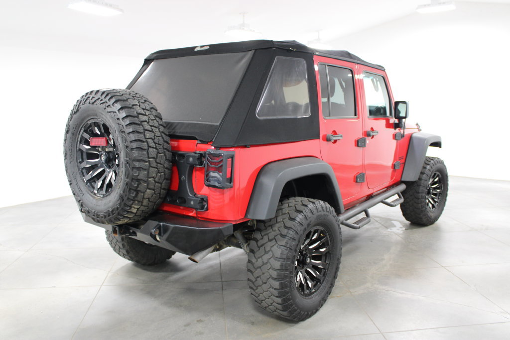 Used 2018 Jeep Wrangler Unlimited Sport S AWD/4WD image 9