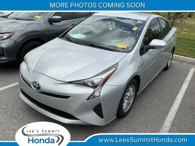 Used 2016 Toyota Prius Two FWD image 1