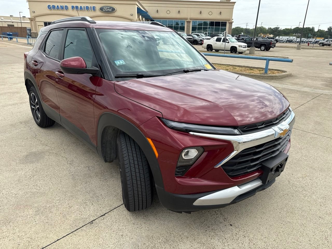 Used 2025 Chevrolet TrailBlazer LT AWD/4WD image 18